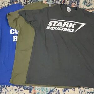 T-shirt trio green, grey, and blue